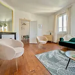 Le Saint Jacques كومبيينْيِ