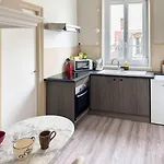 Le Saint Jacques كومبيينْيِ